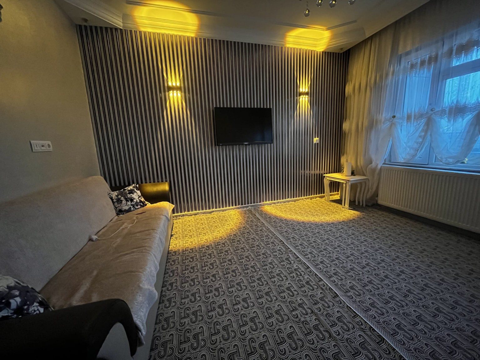 Gaziantep TV ünitesi LED ve aplik uygulaması